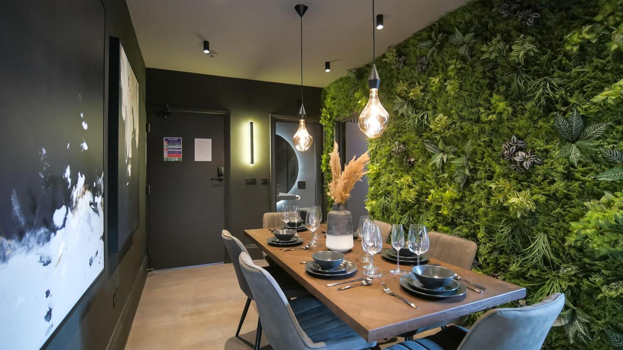 Midnight By The Heim Residences Manchester Exterior foto