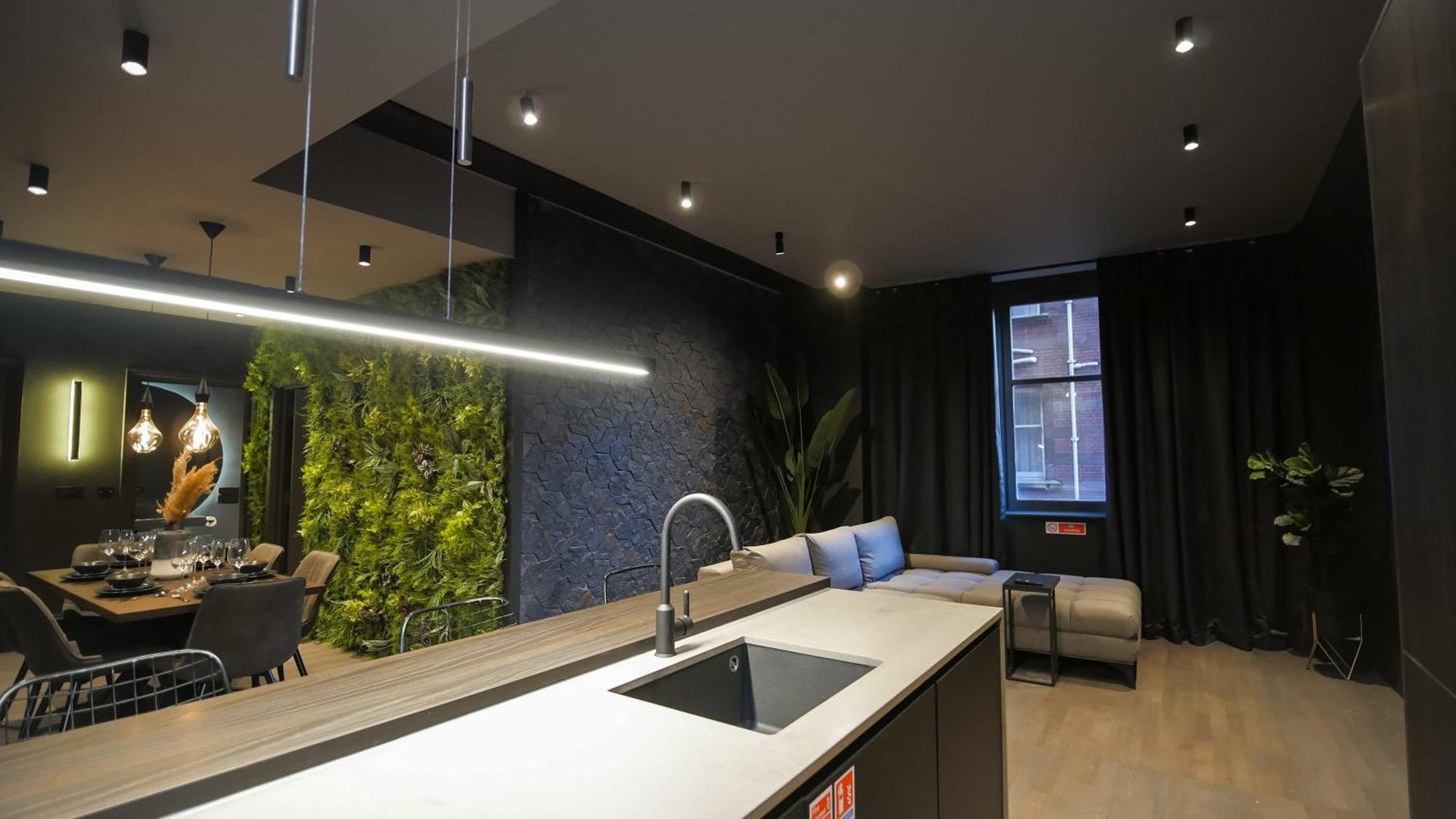 Midnight By The Heim Residences Manchester Exterior foto