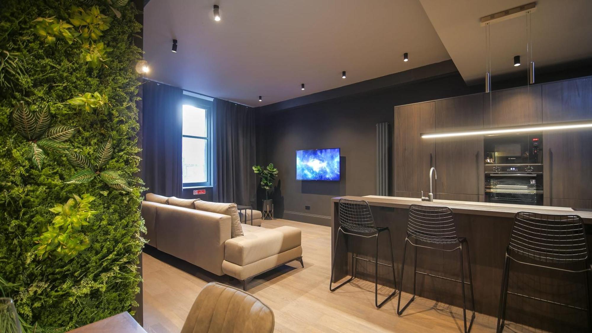 Midnight By The Heim Residences Manchester Exterior foto